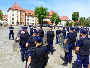 Policjanci w trakcie szkolenia