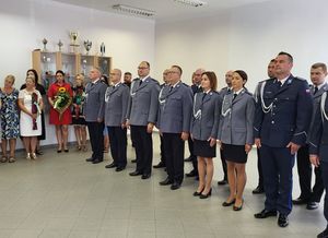 zebrani policjanci i pracownicy policji