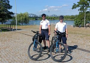 policjanci z patrolu rowerowego