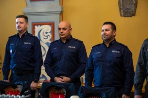 policjanci w refektarzu