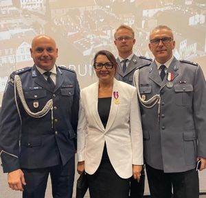 wyróżnieni pracownicy i funkcjonariusze